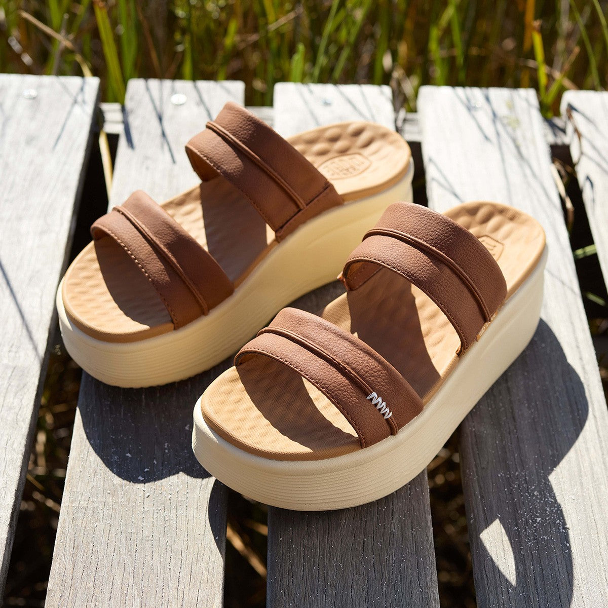 Hey Dude Austin slide classic  cognac
