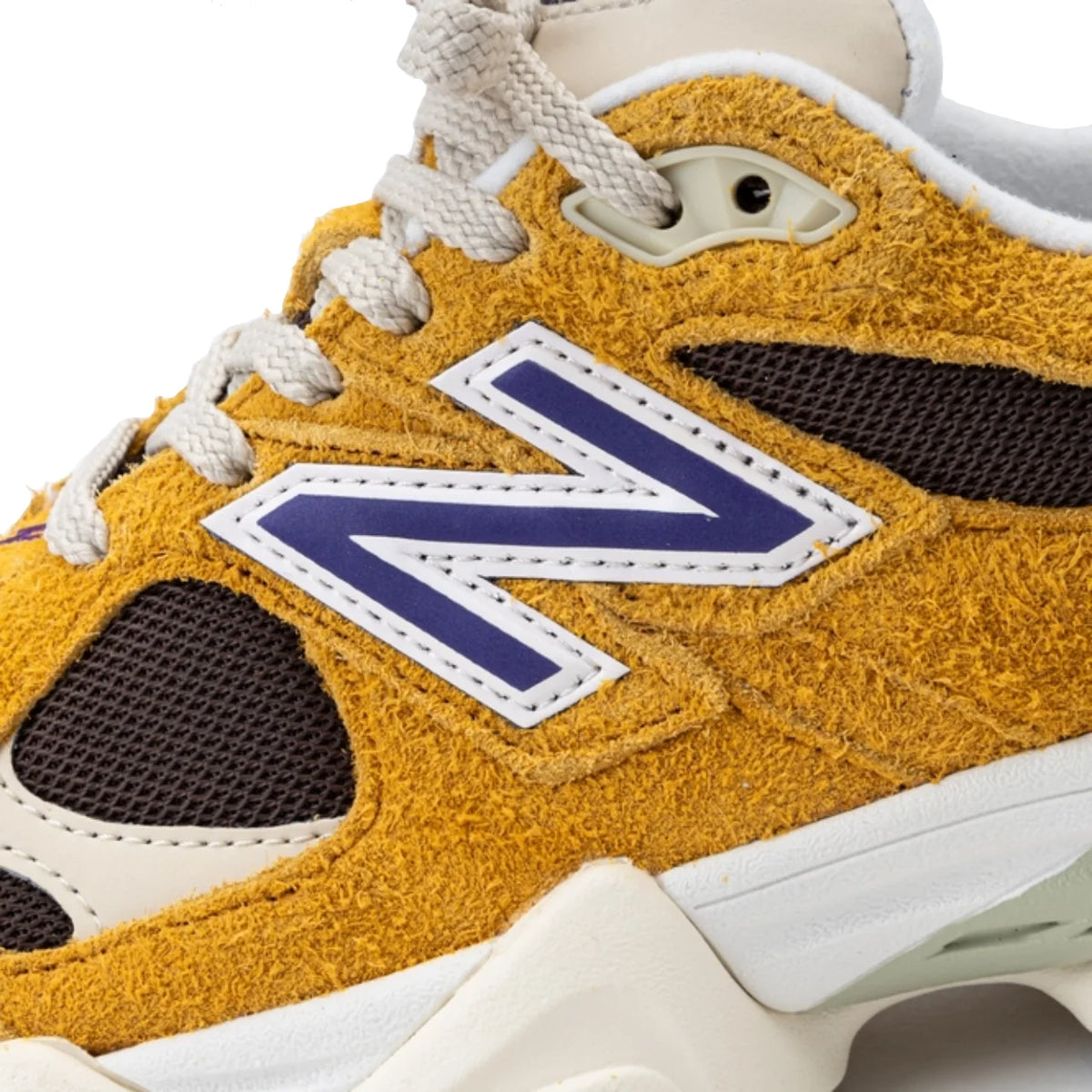New Balance 9060 Butterscotch