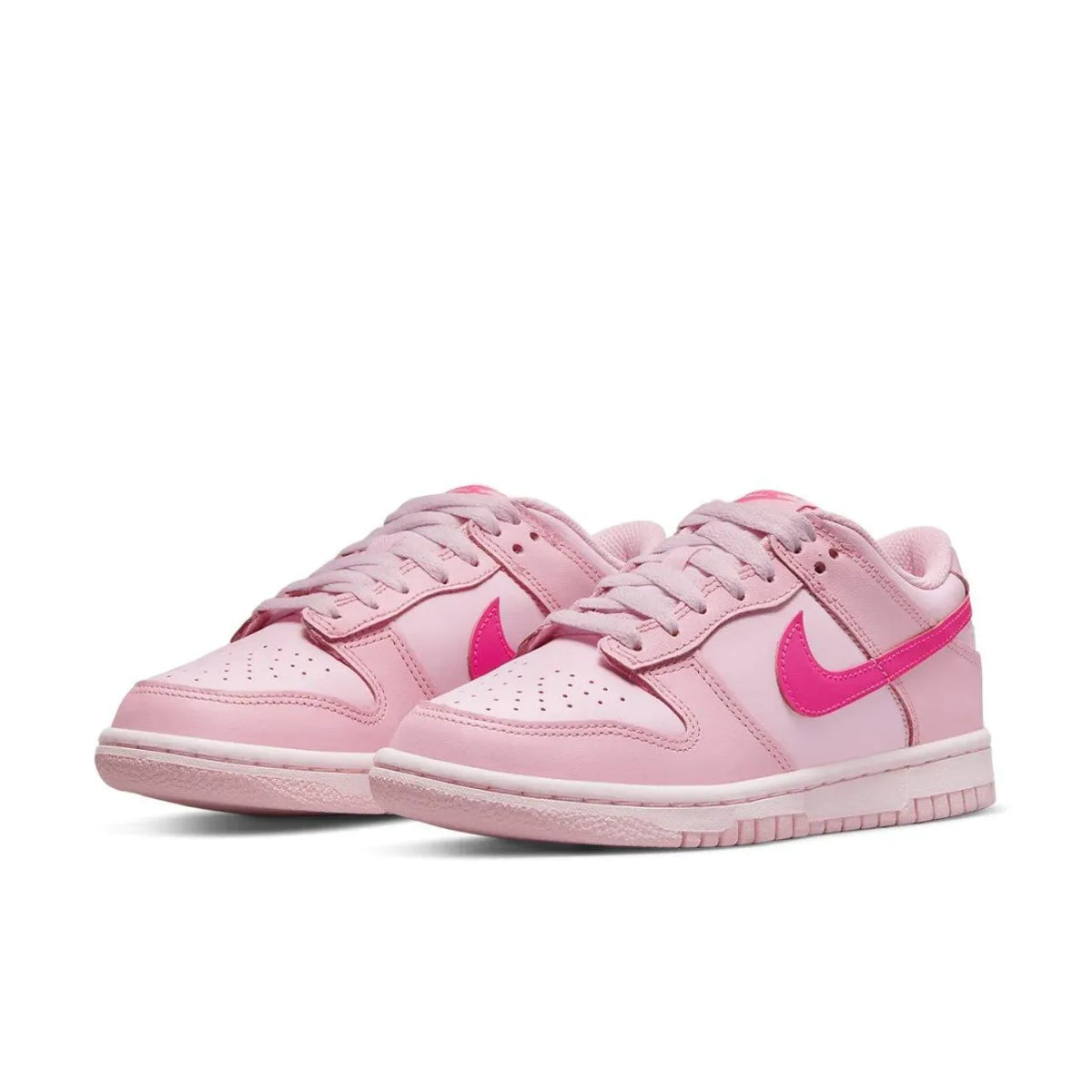 Nike Dunk Low Triple Pink