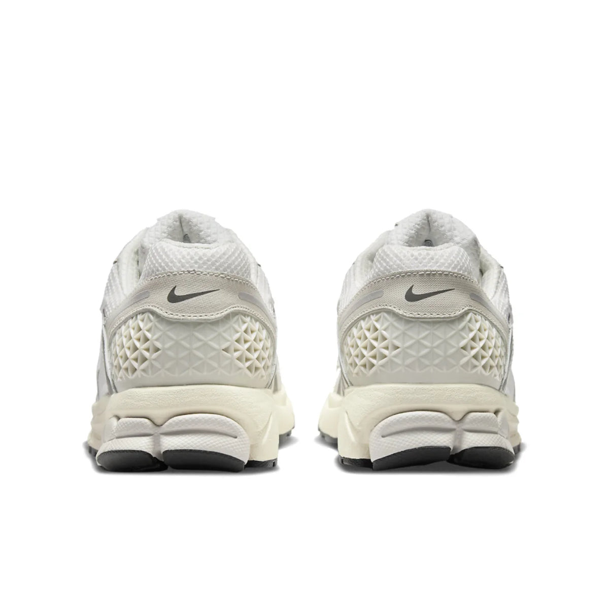 Nike Zoom Vomero 5 Platinum Tint