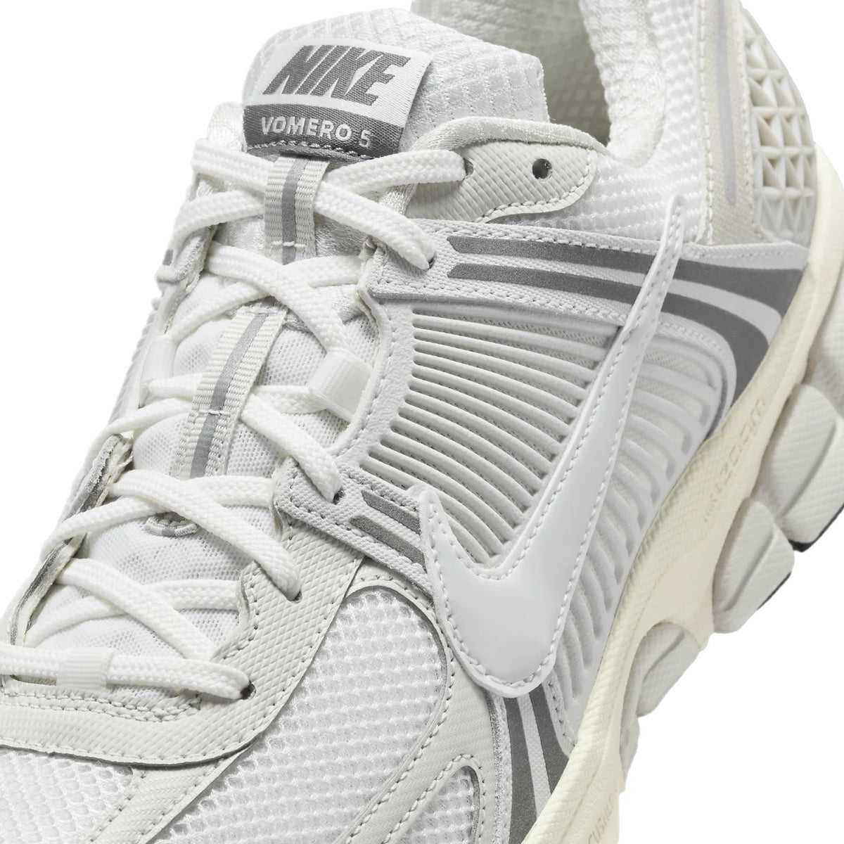 Nike Zoom Vomero 5 Platinum Tint