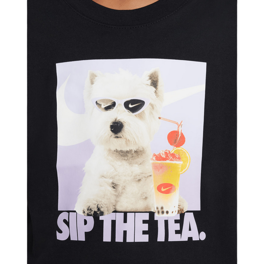 Nike Sportswear T-shirt "Sip The Tea" Nera Ragazza 