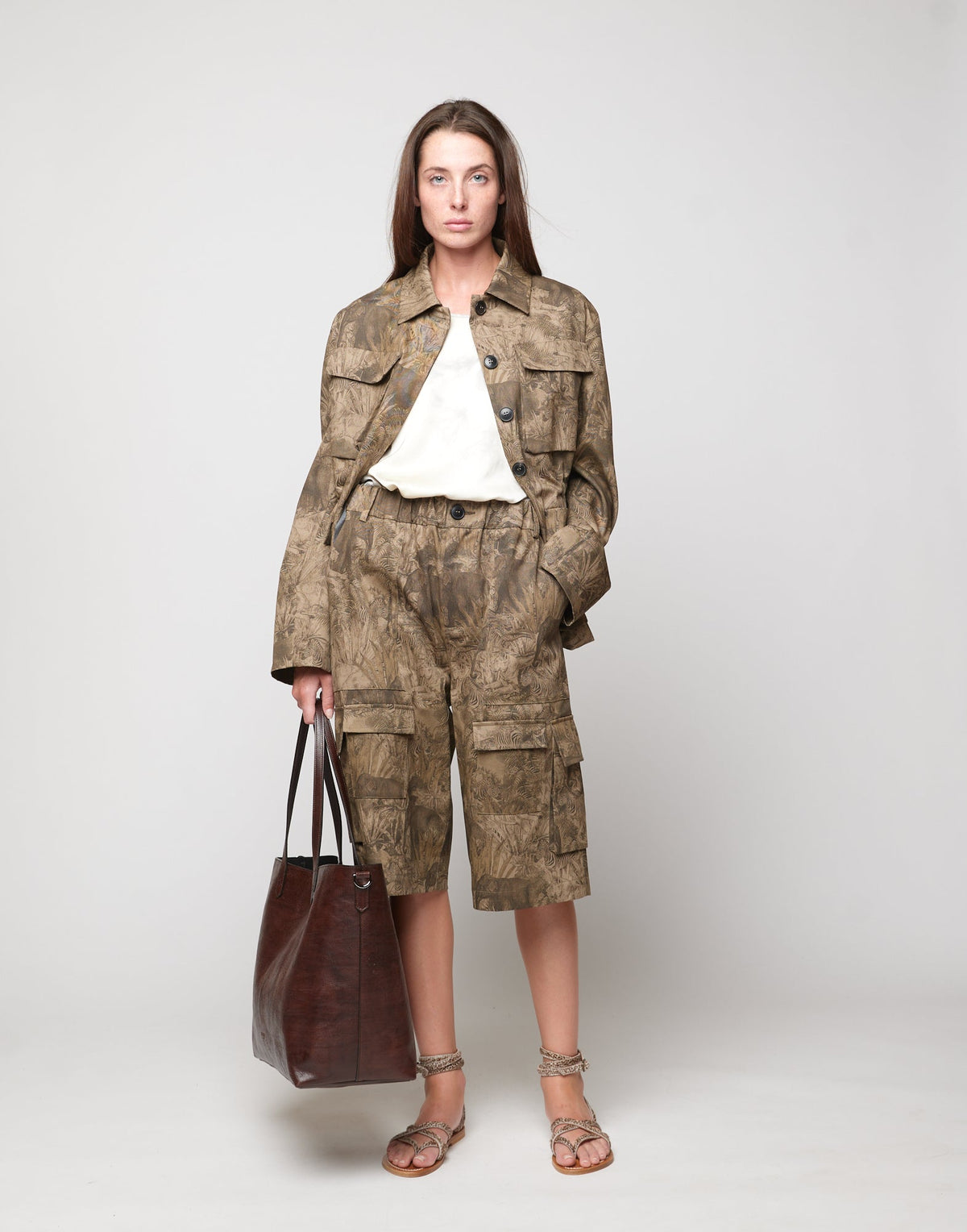DOUUOD Shooping Grande in Cuoio Tuffato Lavato Moro