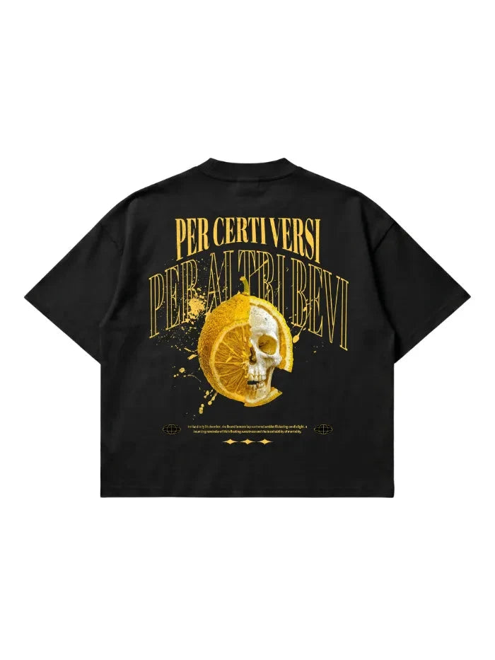 T-shirt Nera Boxy Fit 200gsm "Per Certi Versi" Back Print | Horda® Lemon Skull