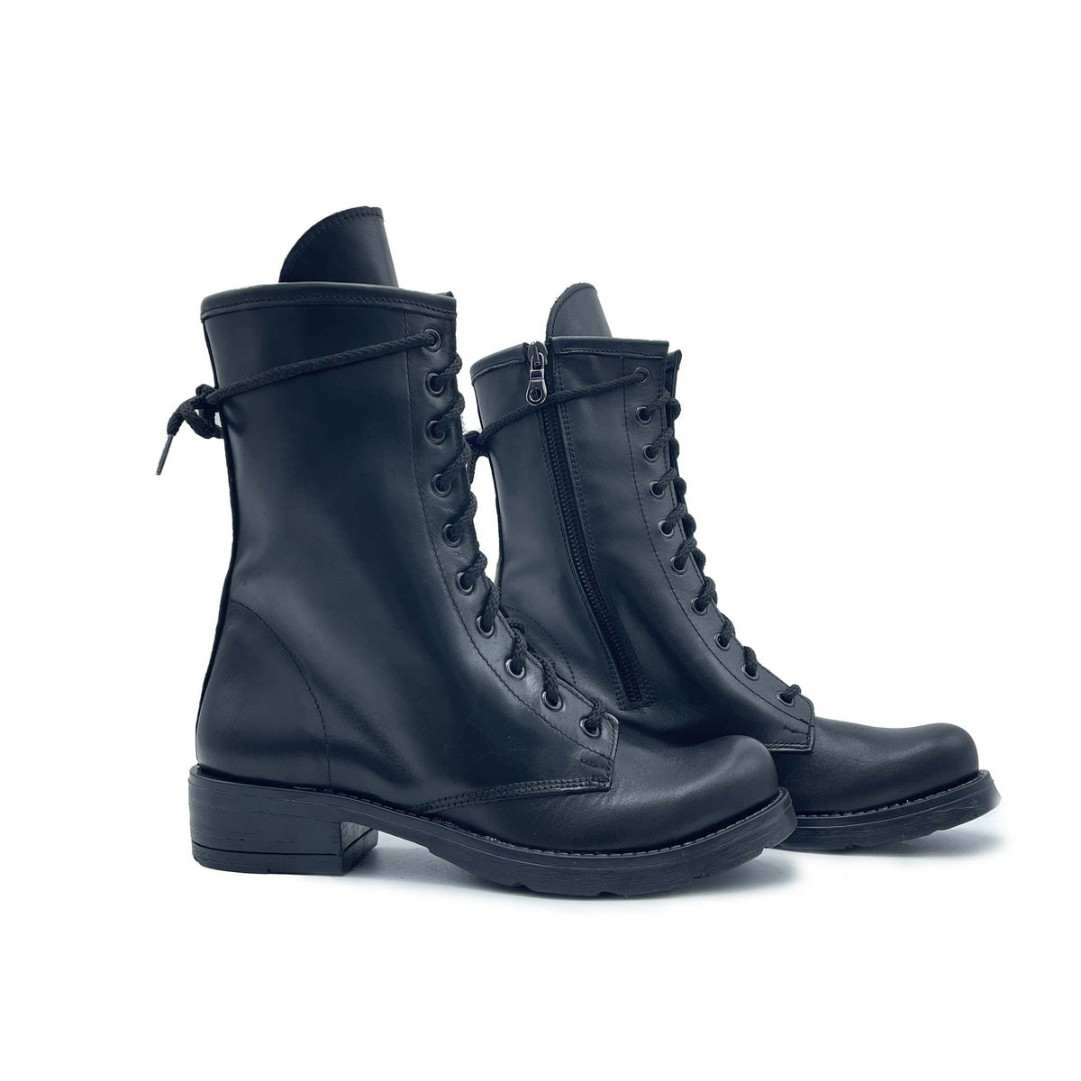Anfibio Donna con lacci in Vera Pelle Nero - Lavorazione Artigianale Made in Italy Art. Tata