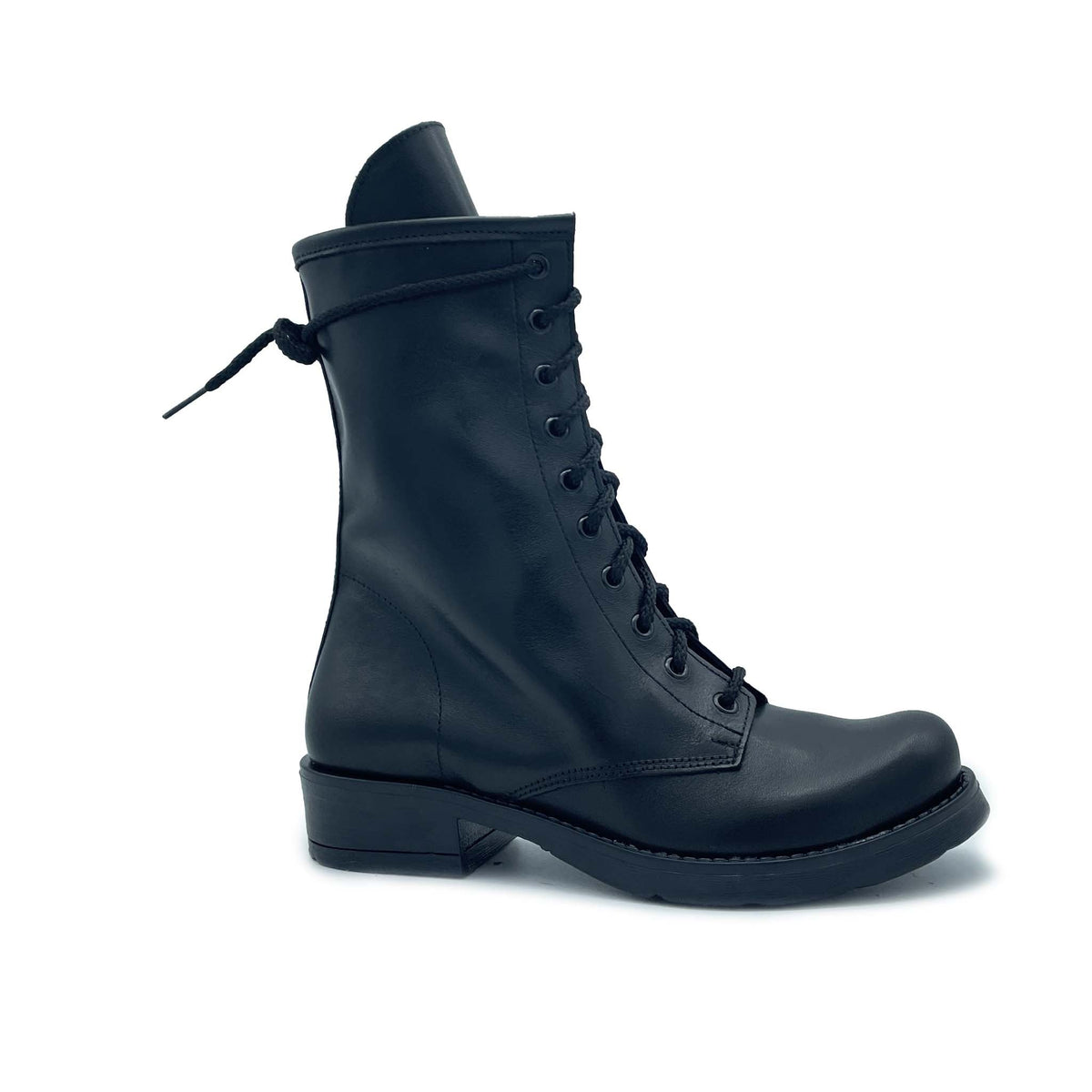 Anfibio Donna con lacci in Vera Pelle Nero - Lavorazione Artigianale Made in Italy Art. Tata