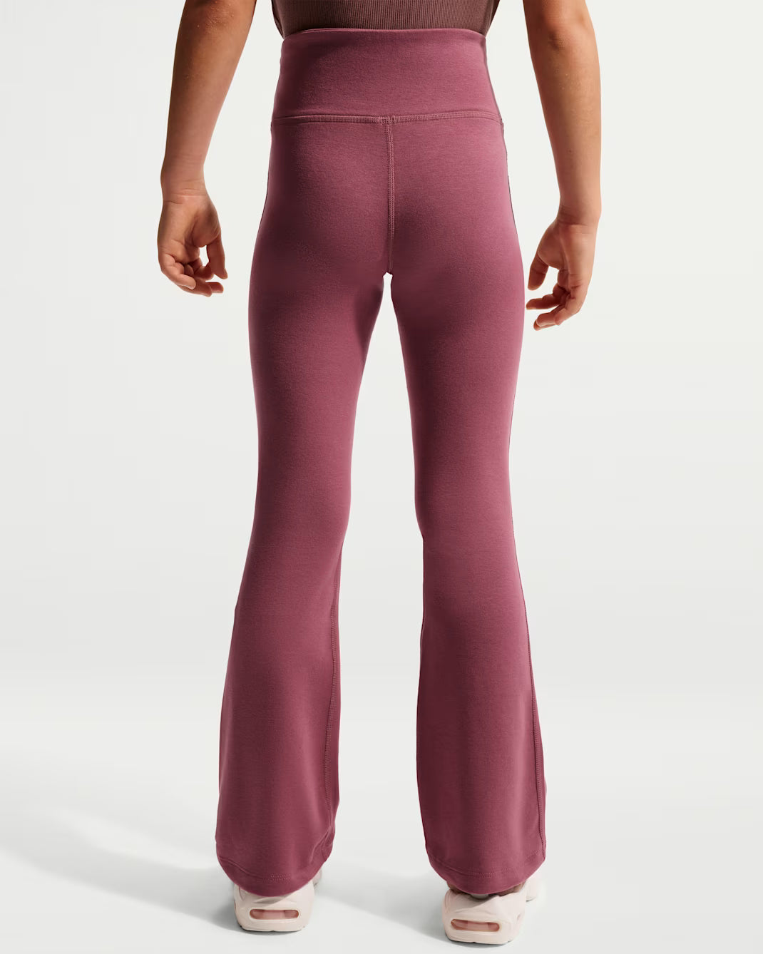 Nike pantalone sportivo da ragazza Sportswear Classic Leggings svasati a vita alta FZ5585-654 rosa