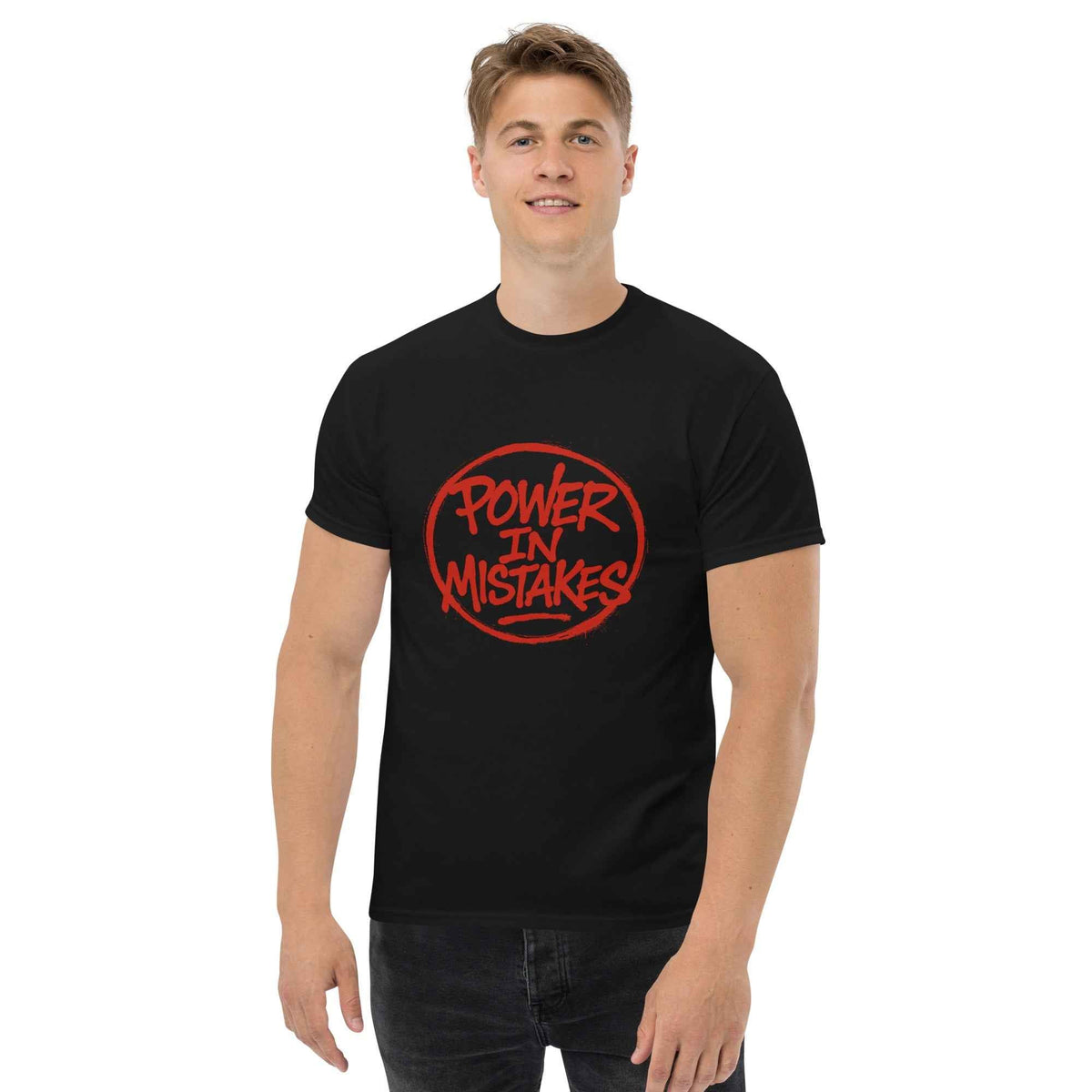 Maglietta Classica Unisex 100% Cotone 👕 | FAIL Streetwear “POWER IN MISTAKES” 🔴 – Imperfezione che Diventa Stile